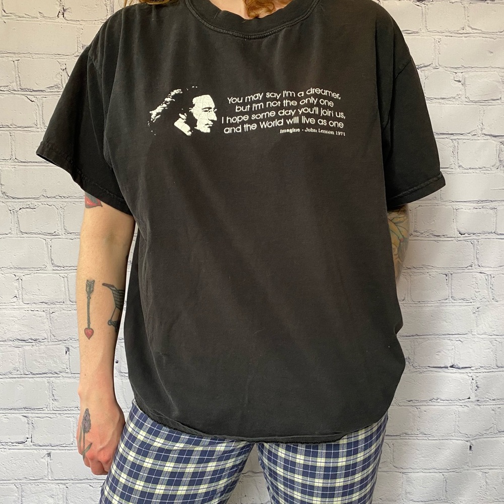 y2k john lennon graphic tee !